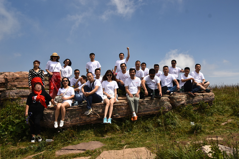 2018年意联电气员工舜王坪草原拓展之旅图片4 2018年意联电气员工舜王坪草原拓展之旅图片4