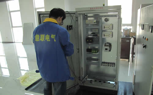 直流油泵控制柜生产现场图片3 直流油泵控制柜生产现场图片3