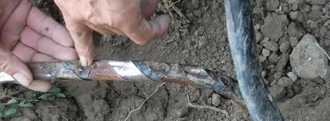 �жϹ��ϵ�����Ե�ľ���